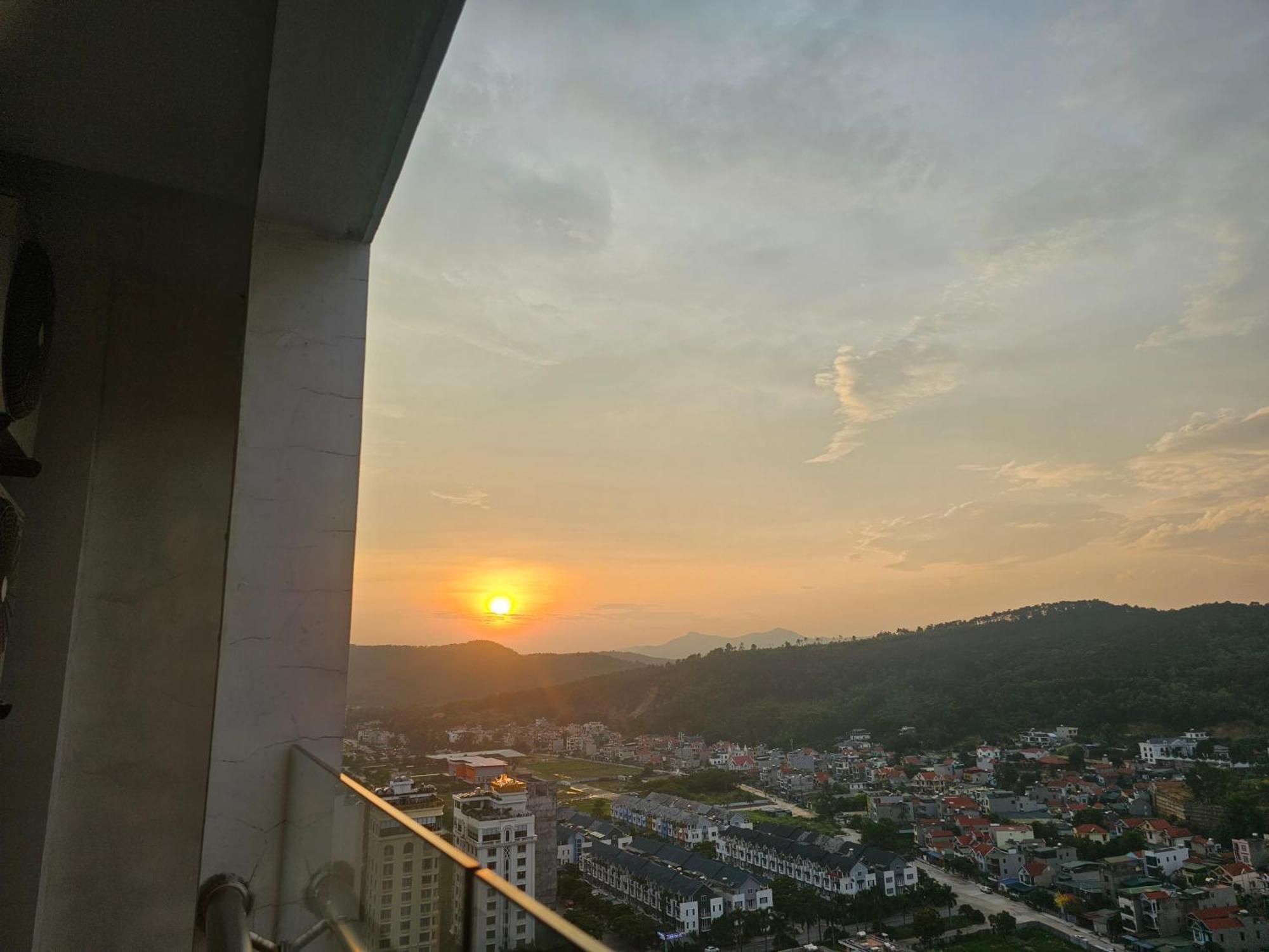 Апартаменты Angela House Халонг Номер фото